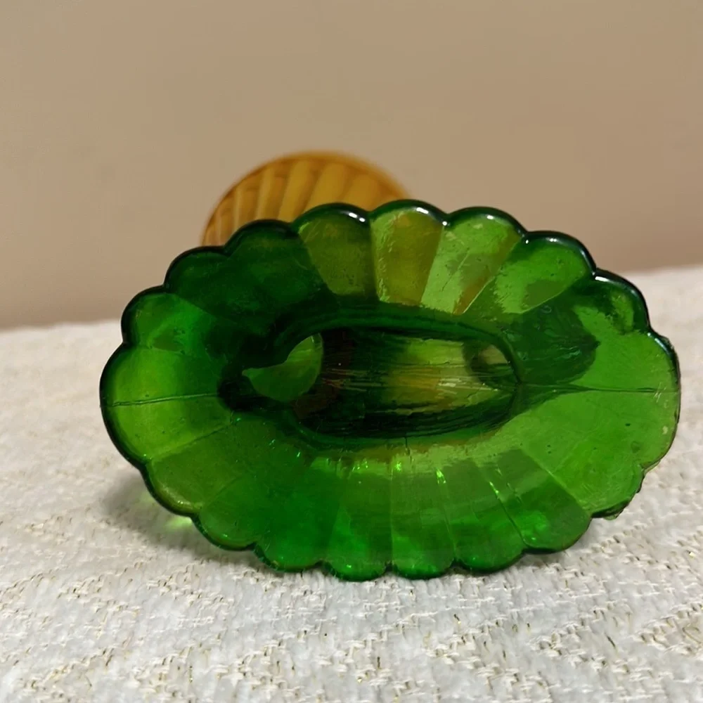 Vintage Cornucopia Vase Amber and Green Glass Horn Of Plenty Vase